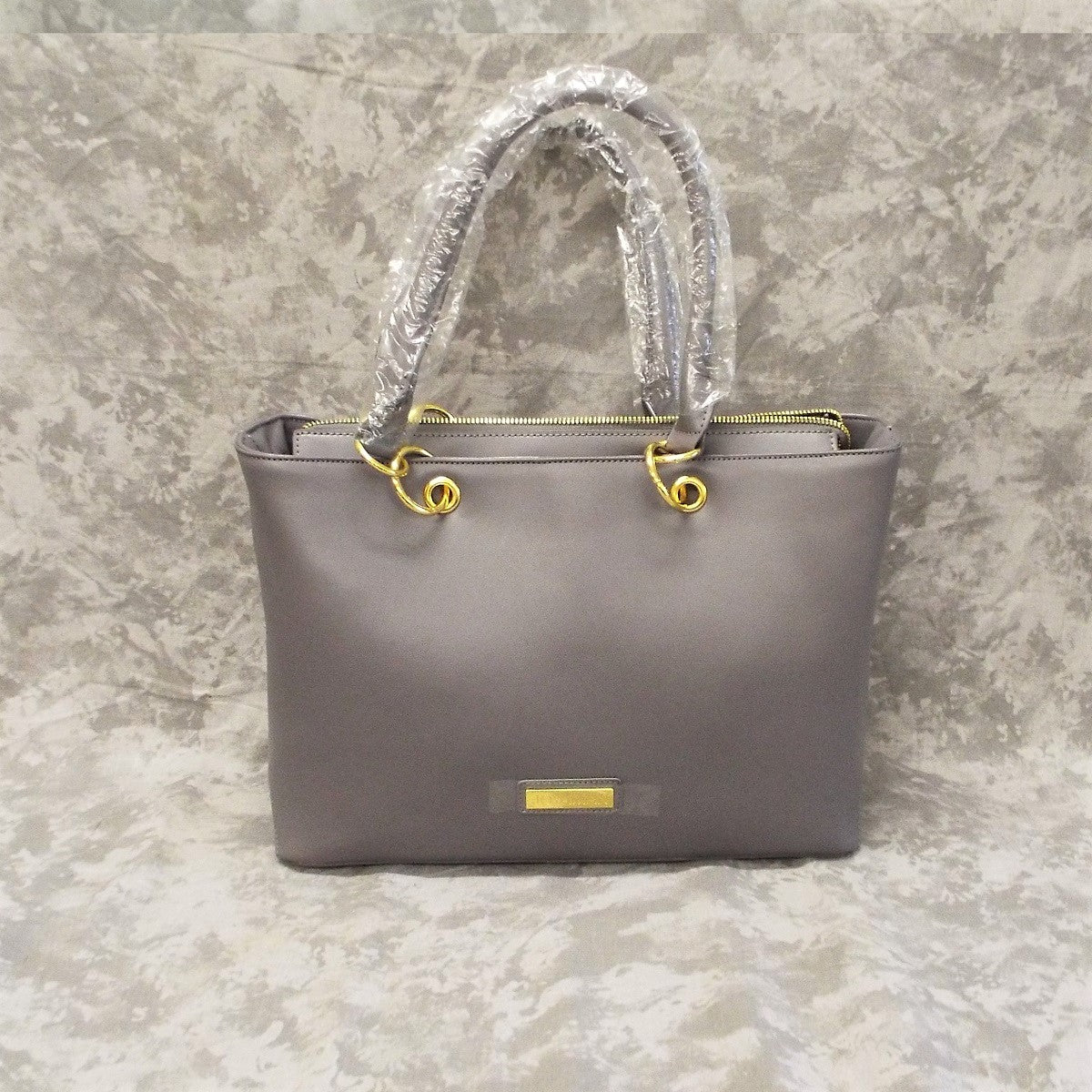 Joy & Iman Leather selling Timeless Chic Handbag mint