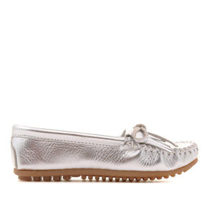 Minnetonka Kilty Metallic Leather Moccasin